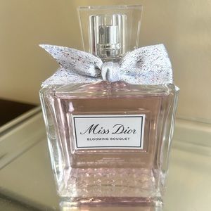 Miss Dior Blooming Perfume
